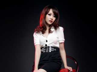 靓丽美女明星_拉