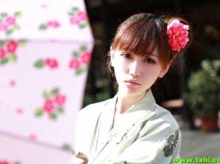 可爱美女陈萧颖和服甜美写真