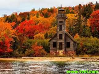 世界上知名美景的夏天和秋天对比照片，简直美翻了