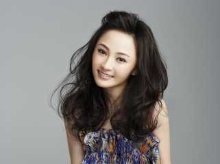 《裸婚》姚笛碎花裙时尚美图