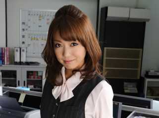 办公室短裙制服美少妇秘书